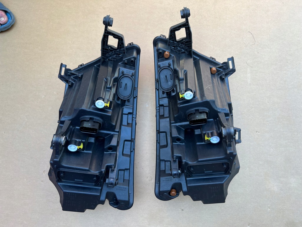 фото №9, Nowe лампы перед передние skoda kamiq led