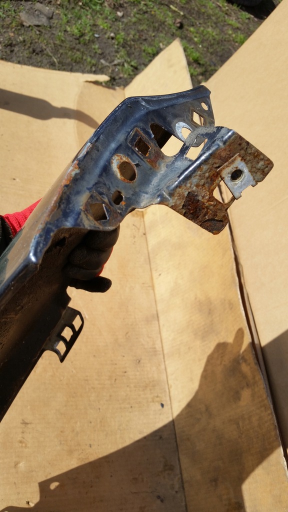 фото №8, Крыло правый перед ford fiesta mk7 s9