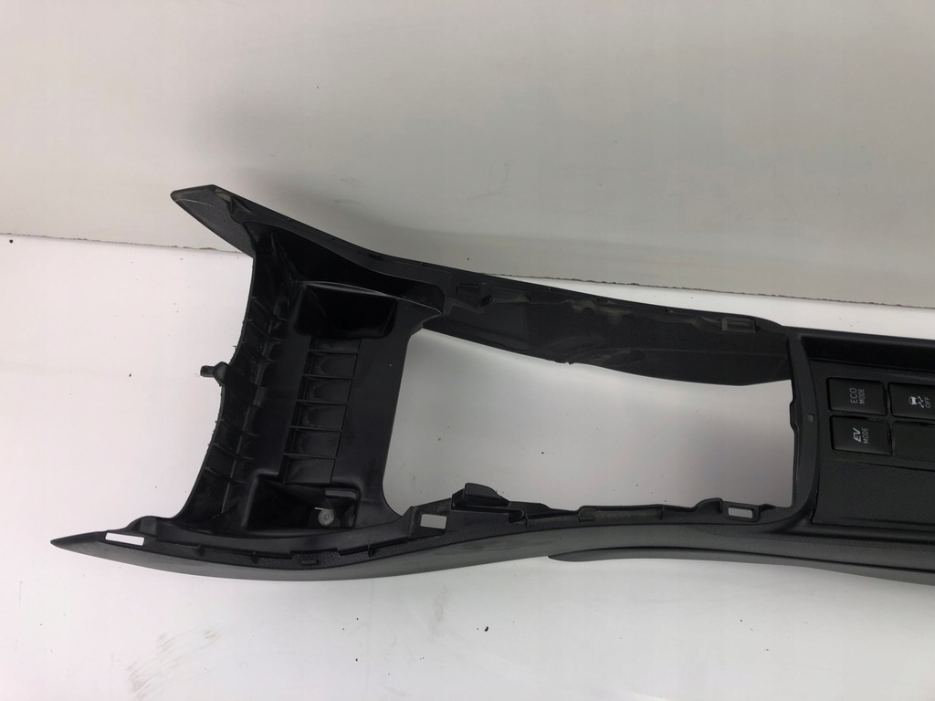 фото №5, Toyota yaris iii тунель середній 589100d290