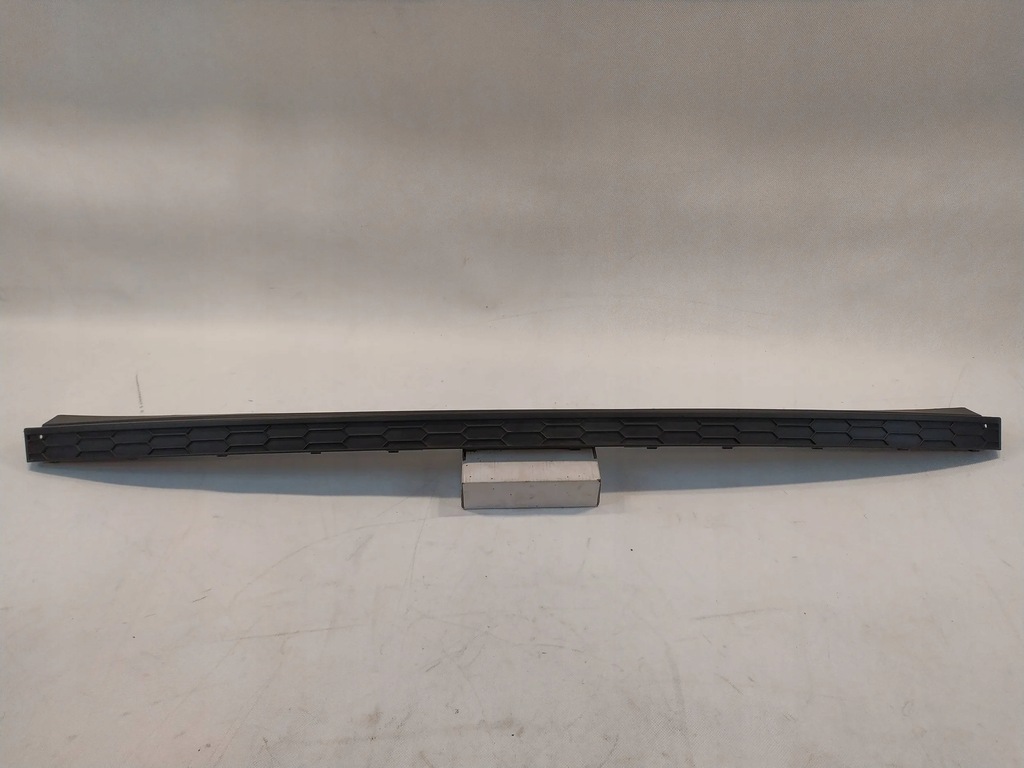 фото №10, Молдинг бампера задняя skoda kodiaq