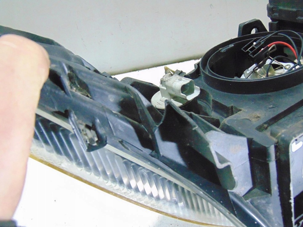 фото №9, Лампа левый перед renault laguna ii 8200002845