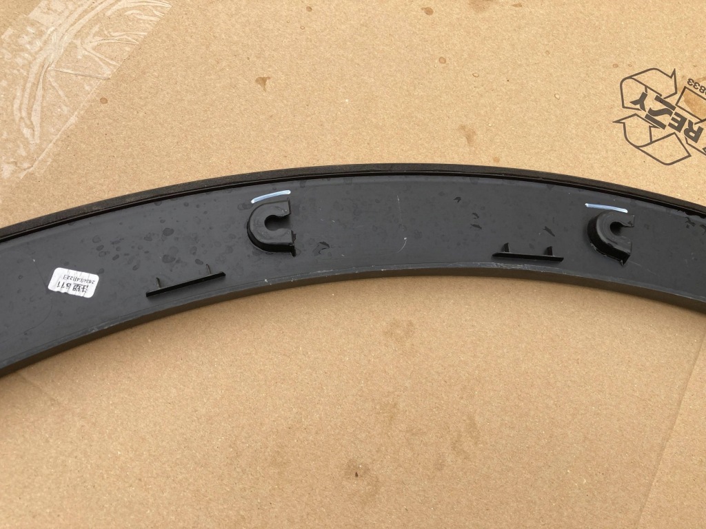 Mg zs ii 24- молдинг крыла левый перед orygi. Оригинал