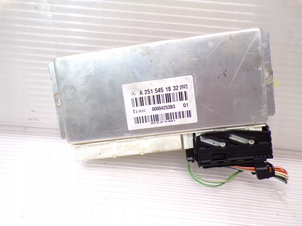 Купити Модуль airmatic mercedes w251 w164 ml x164 gl 2515451832