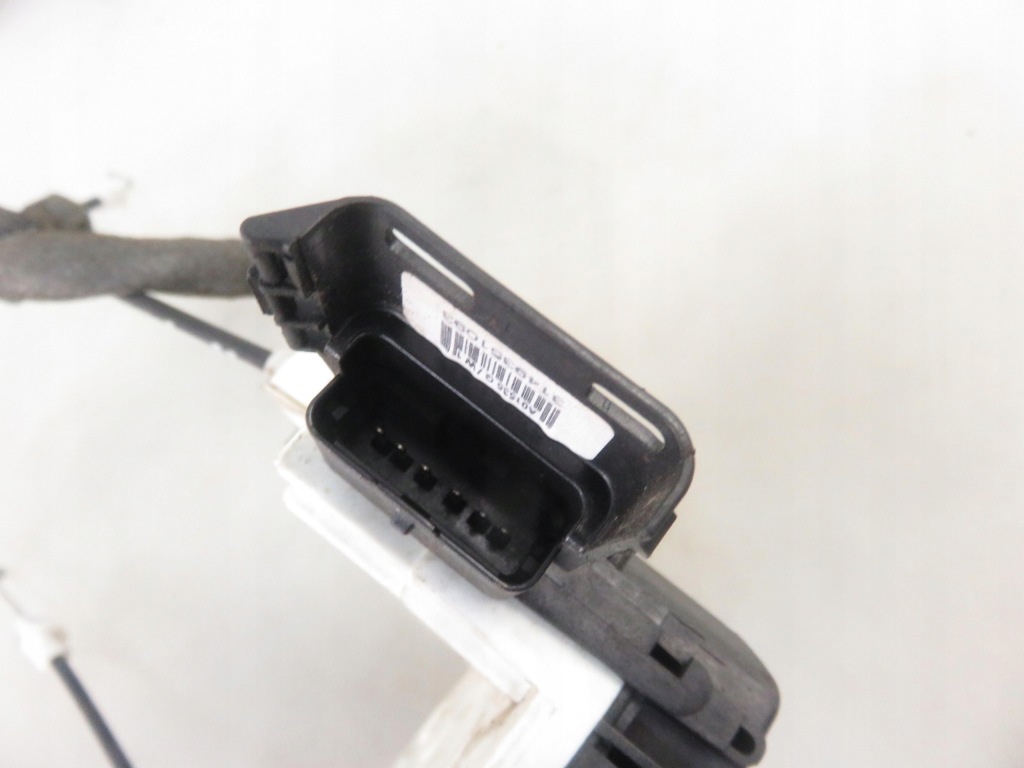 фото №4, Замок правый передний peugeot partner ii 828405