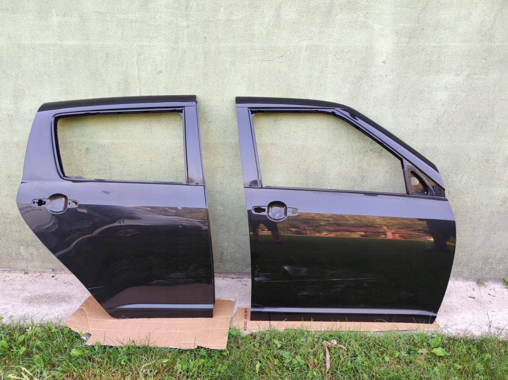 фото №1, Suzuki swift mk6 дверь правое перед передние задняя задние чёрные zce