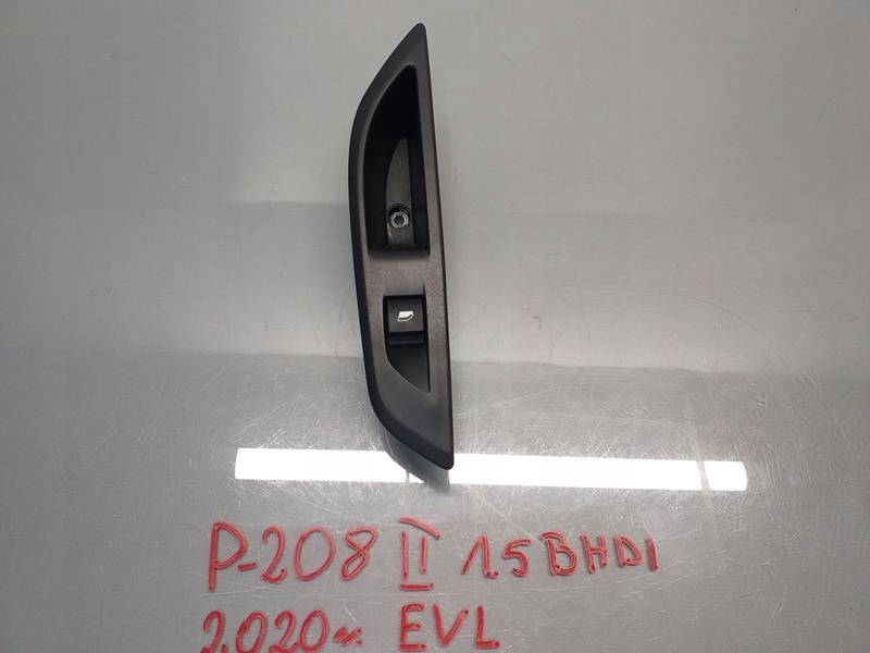 фото №1, Панель кнопка стекло левый задняя peugeot 208 ii