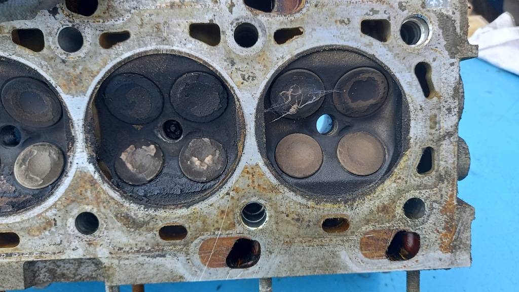 фото №8, Головка валы крышка двигателя volvo s60 v70 2.4b