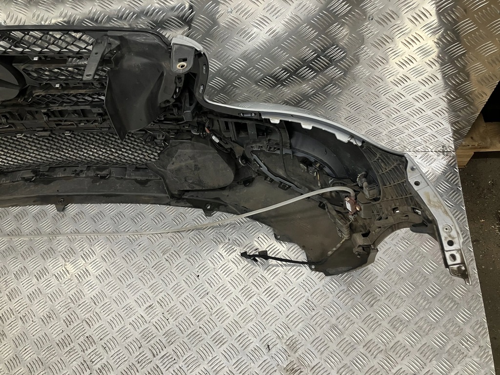 фото №13, Бампер перед mercedes glc x253 лак 755 kompletny