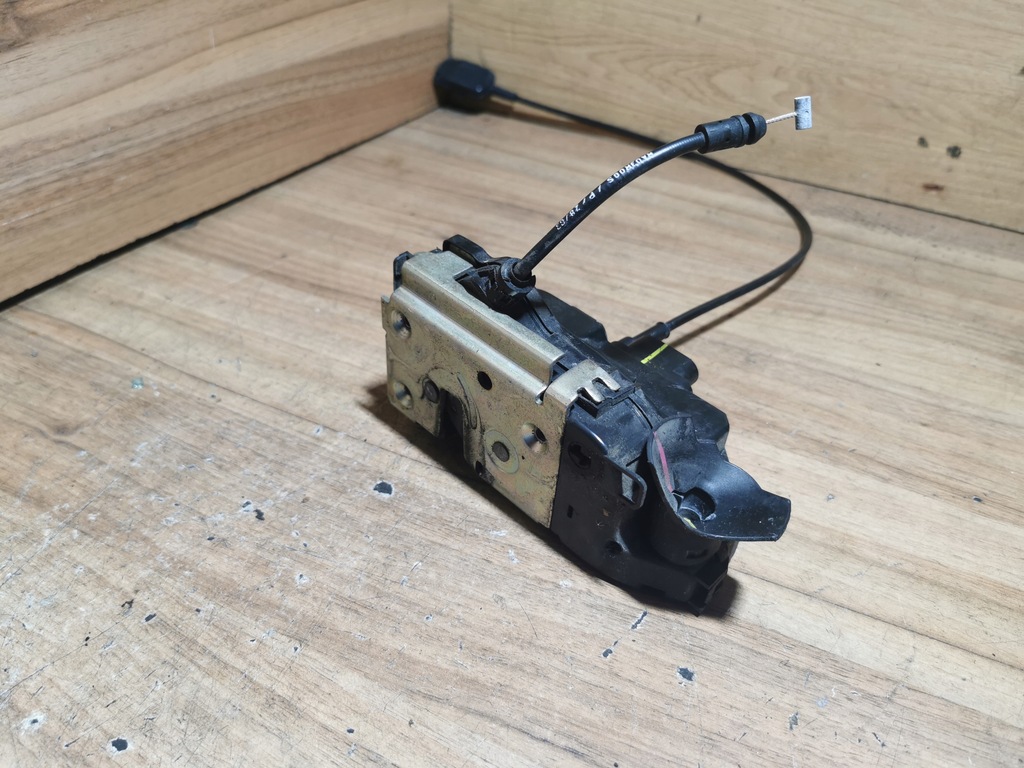 фото №1, Замок двері лівий перед scenic ii 4pin eu