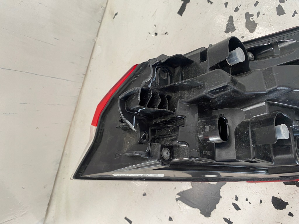 фото №16, Audi q4 e-tron лампа лівий задня 89a945069