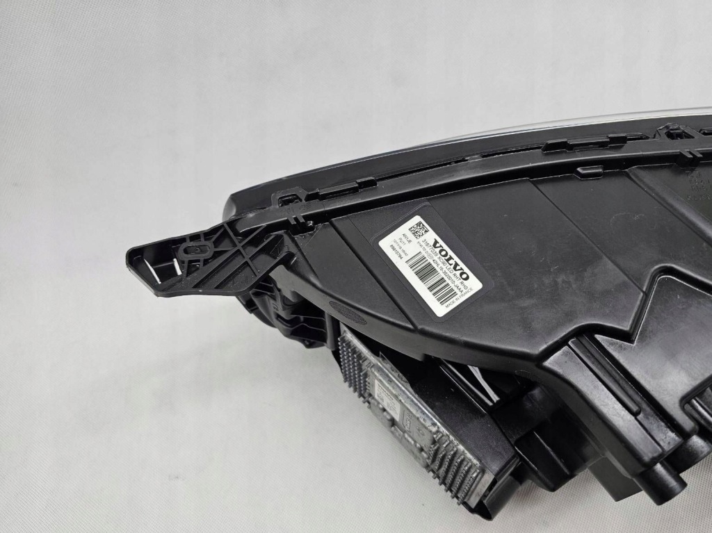 Volvo xc90 2 2015+ фара перед правый  full led active high beam 31677039 с Разборки