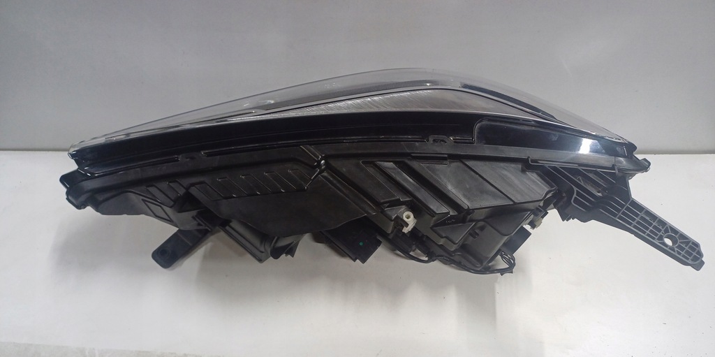 фото №7, Лампа правий перед mg v 5 full led europa