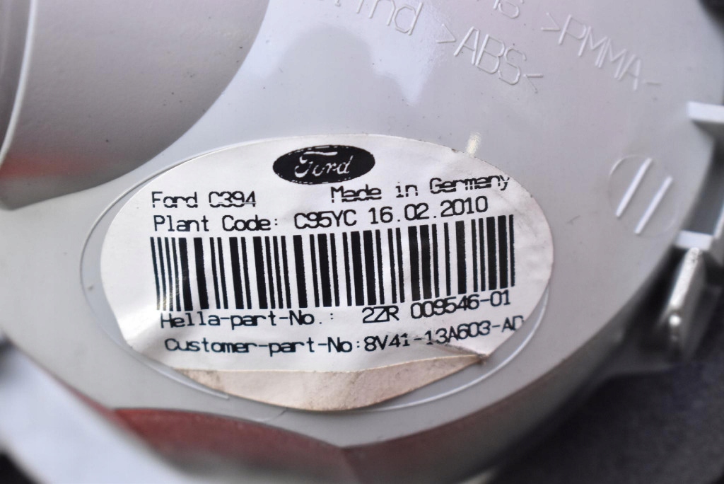 Лампа левая задний  задняя 8v41-13a603-ad ford kuga mk1 08-13 с Разборки