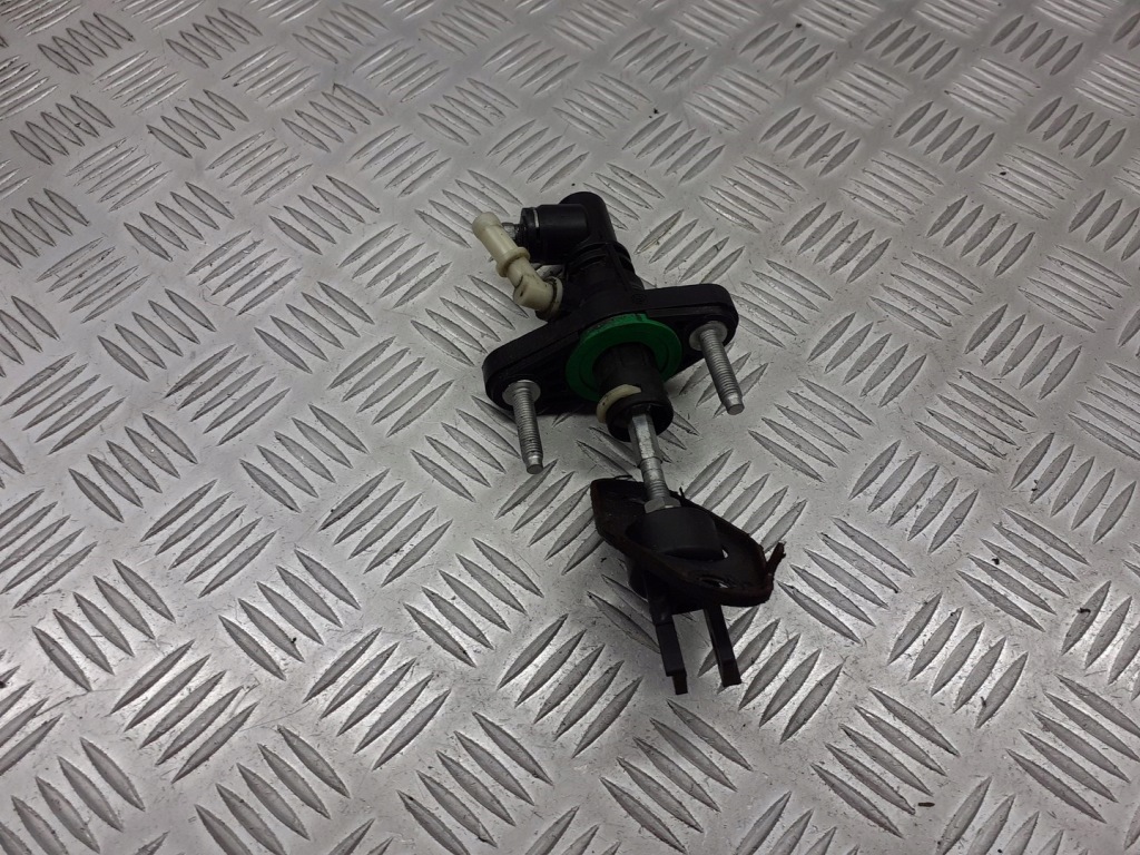 фото №1, Помпа зчеплення toyota auris e15 1.4 d4d