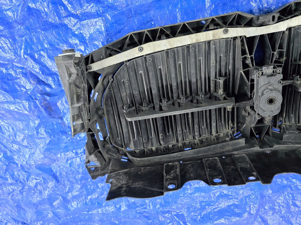 фото №10, Bmw x7 g07 x5 g05 2018- воздуховод впуск воздуха жалюзи 5113226775