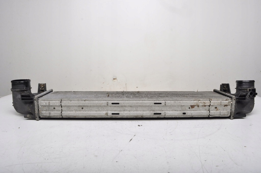 Volvo xc70 2 радиатор воздуха интеркулер 31338474 Доставка