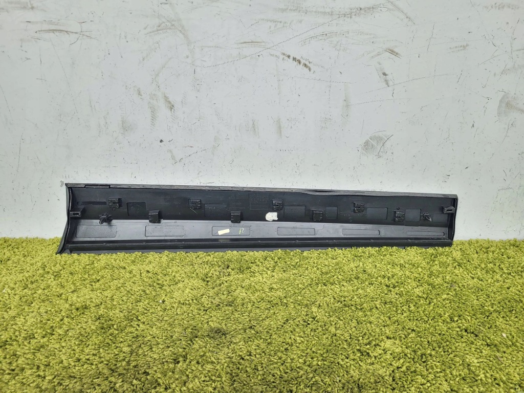 фото №2, Молдинг накладка дверь левый перед vw t-roc 2g 17- r-line oryg