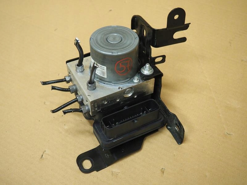 фото №1, Насос abs 308 ii 3008 ii 5008 ii 9825549780