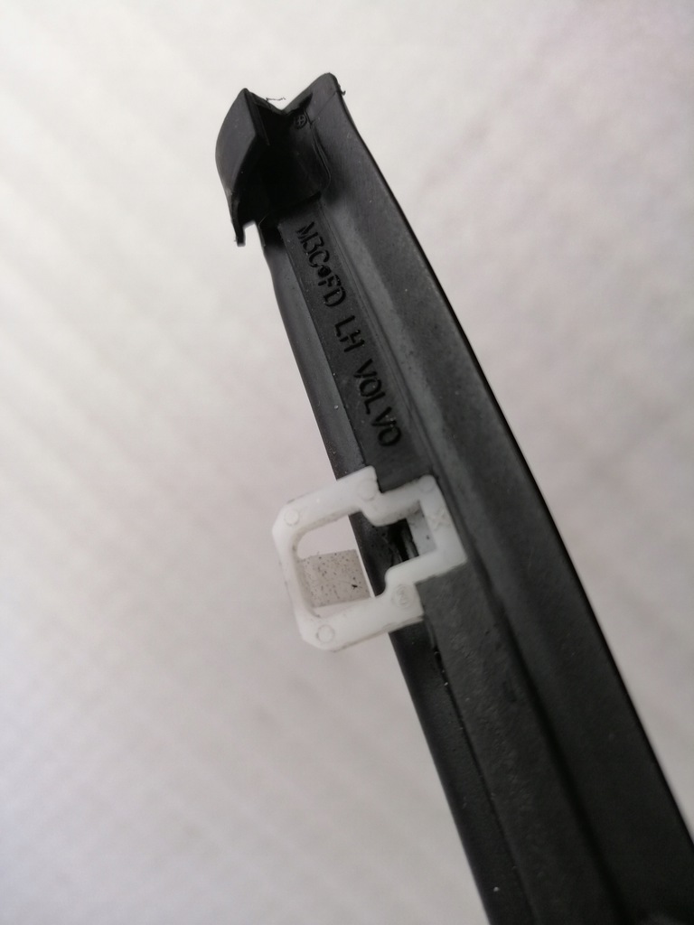 фото №9, Volvo xc60 молдинг дверь задняя