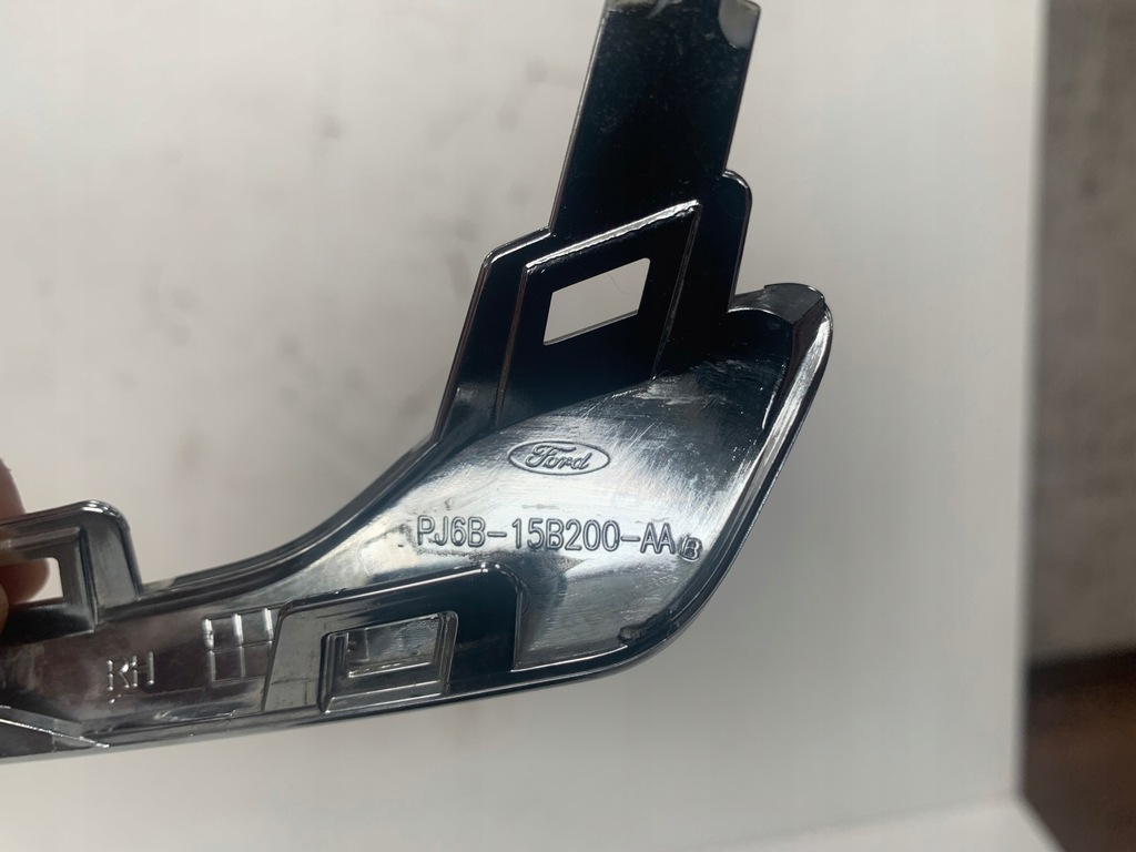 фото №6, Ford escape mk4 iv 2024 lift хром рамки защита противотуманной фары правый оригинал usa