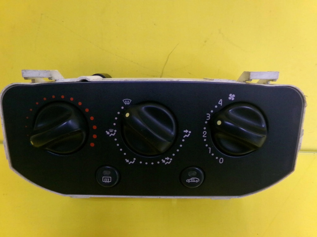 фото №1, Панель керування обдув renault clio ii 144745000 1848819005 nr647