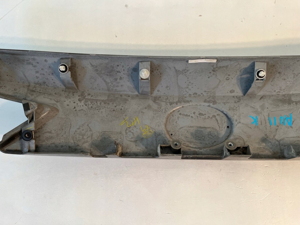 фото №10, Auris ii lift kombi защита крышки накладка