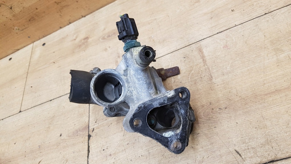 фото №1, Корпус термостата mitsubishi space star 1.6 16v