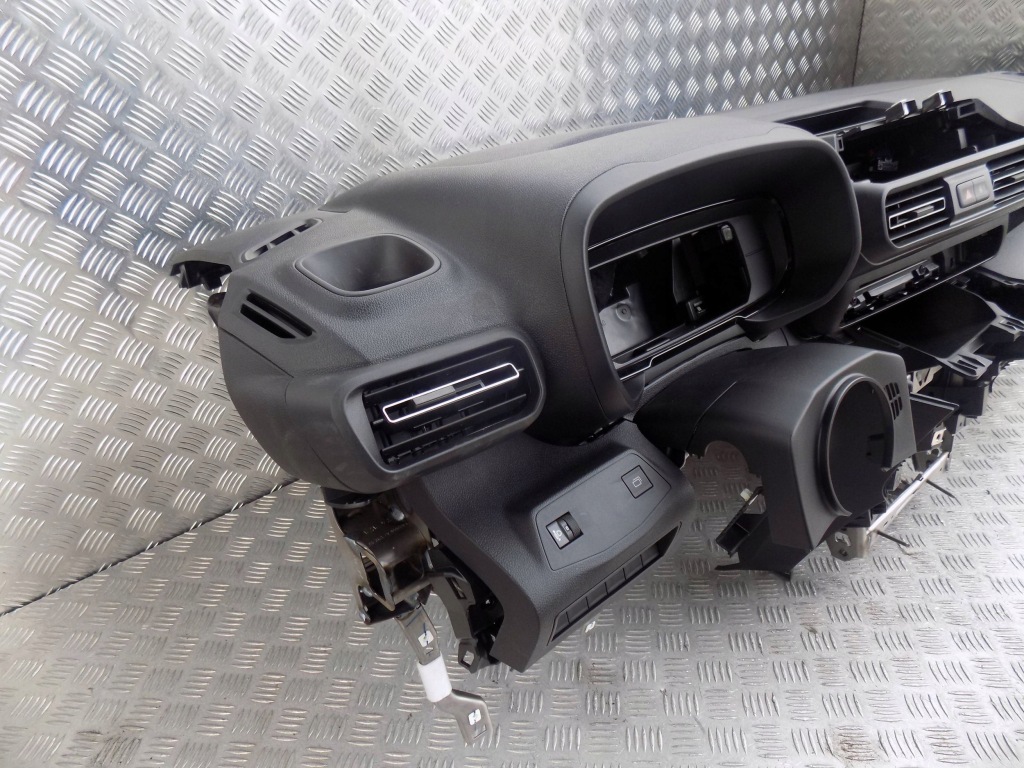 фото №5, Citroen berlingo iv partner iv rifter 2024r.- панель приладів приладова консоль