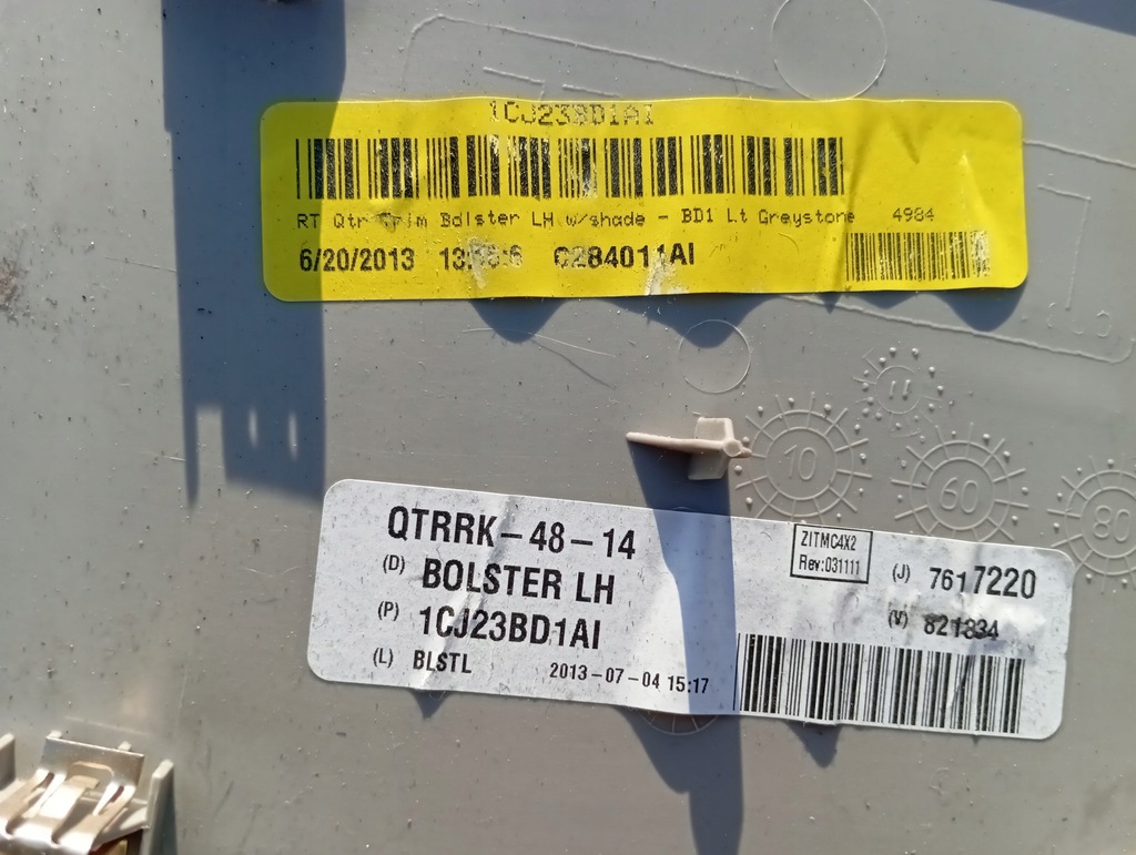 фото №7, Chrysler town country 11- 3.6 шторка обшивка багажника grand caravan обшивка