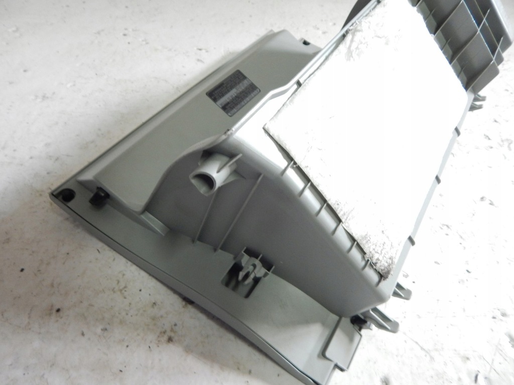 фото №8, Бардачок пассажира toyota prius iii 09-15