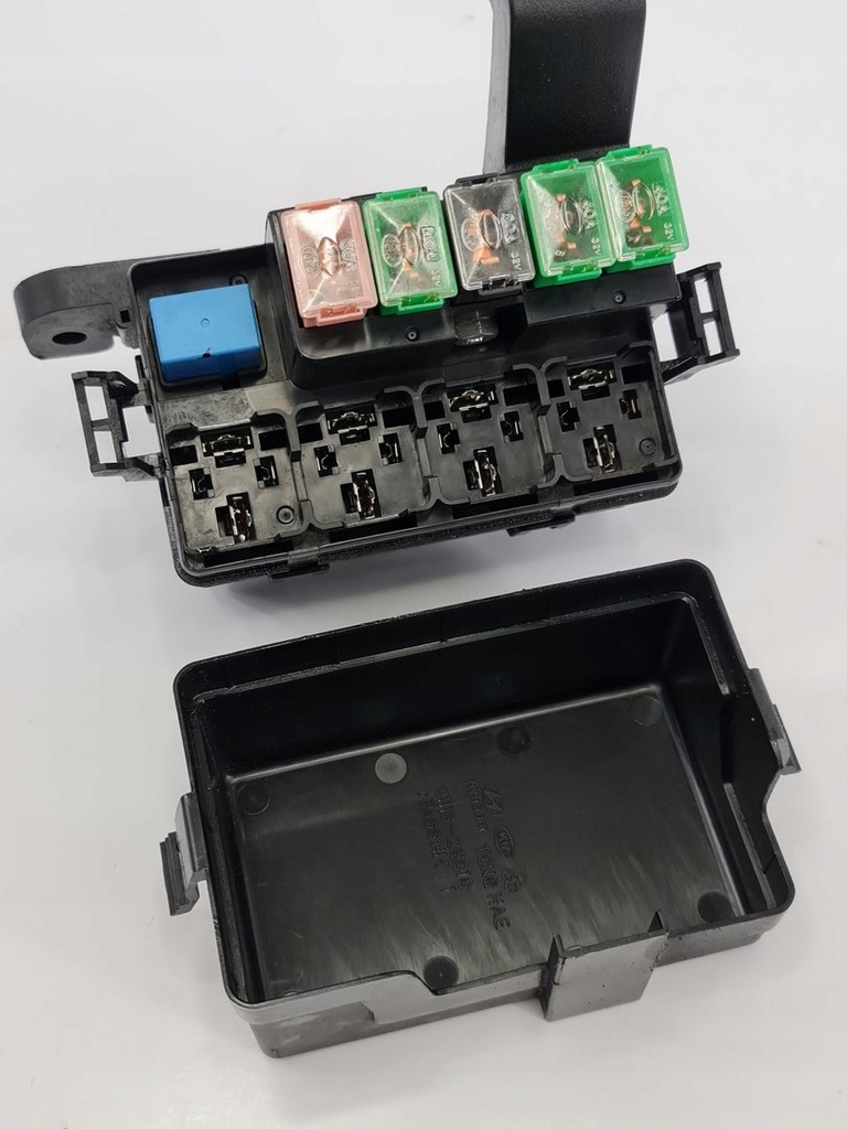 фото №1, Коробка предохранителей hyundai santa fe ii