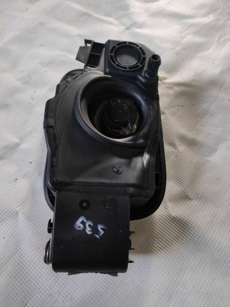 Mercedes w204 lift kombi крышка топлива polarweiss Оригинал