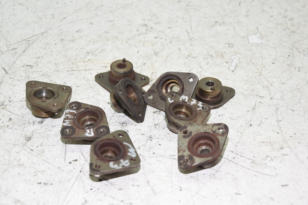 фото №5, Bmw e32 e38 750i m73 кронштейн palca розподільника