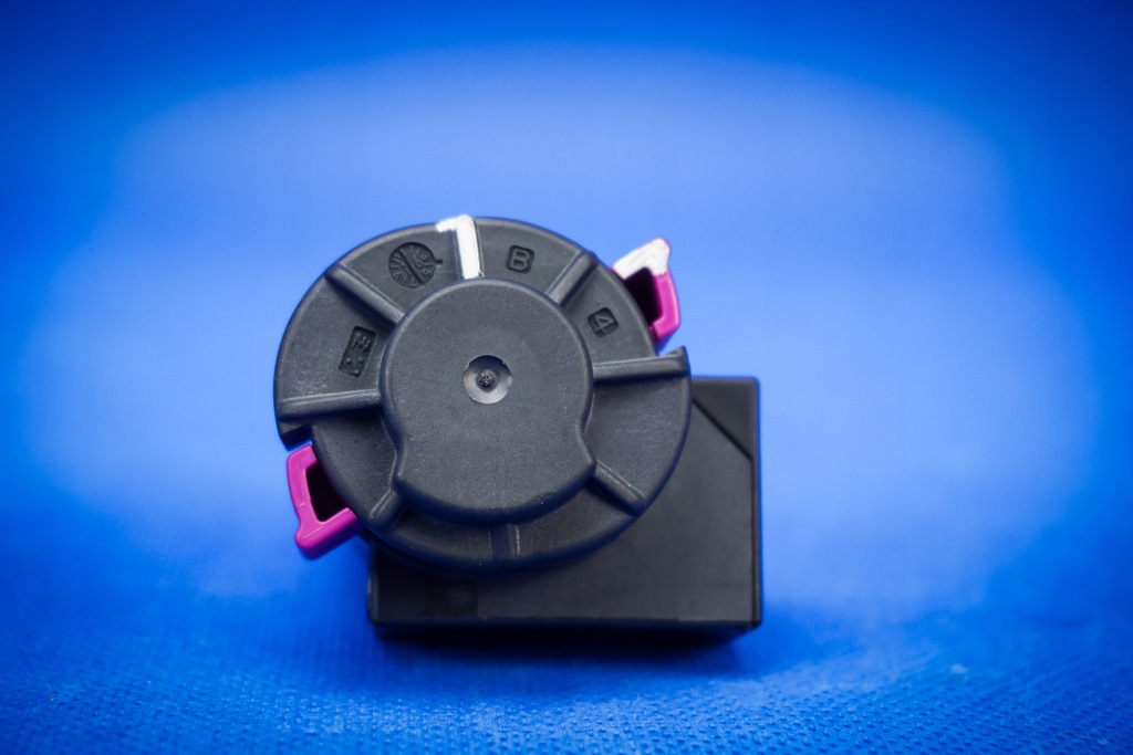 фото №8, Датчик світло гальмування