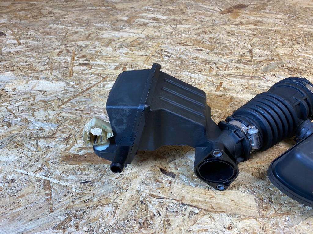 фото №5, Впуск воздухозаборник труба резонатор воздуха nissan micra k14 5ff2a 2016-