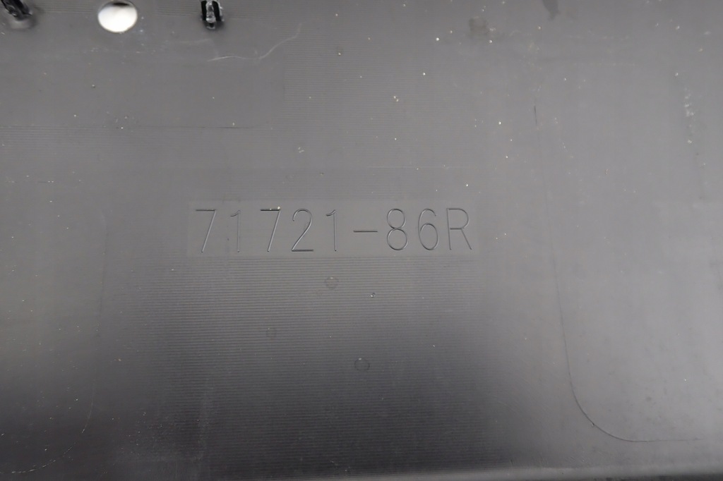 фото №11, Suzuki vitara iii lift- решітка середня бампера