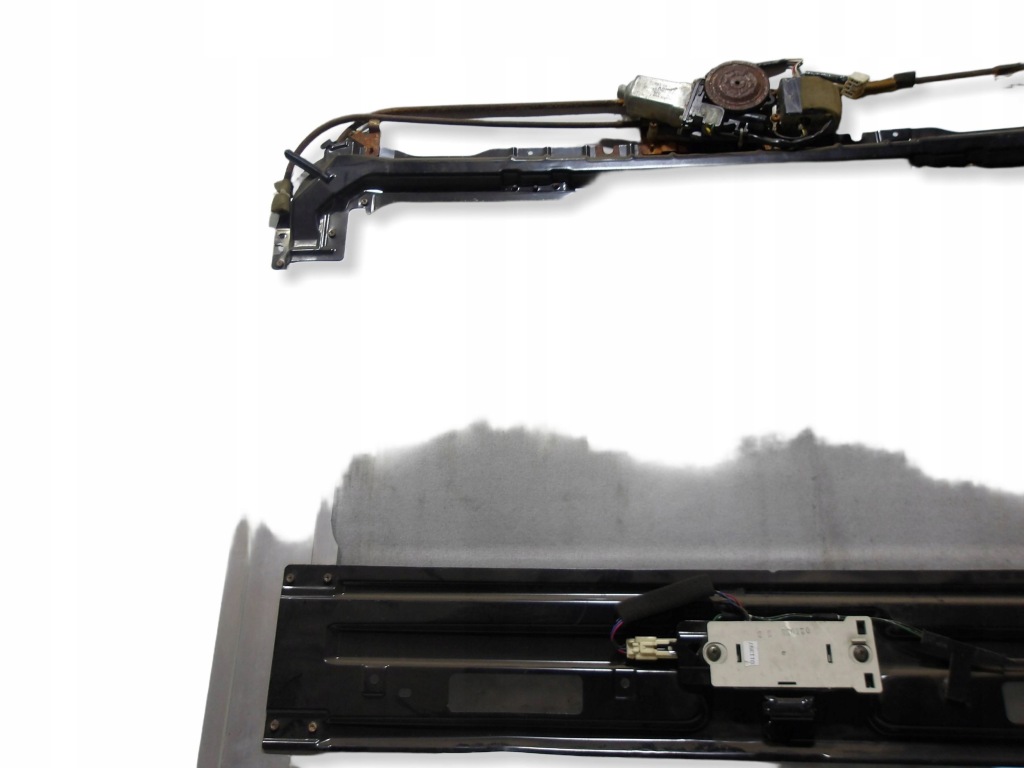 Люк mazda 6 02-07 в Україні