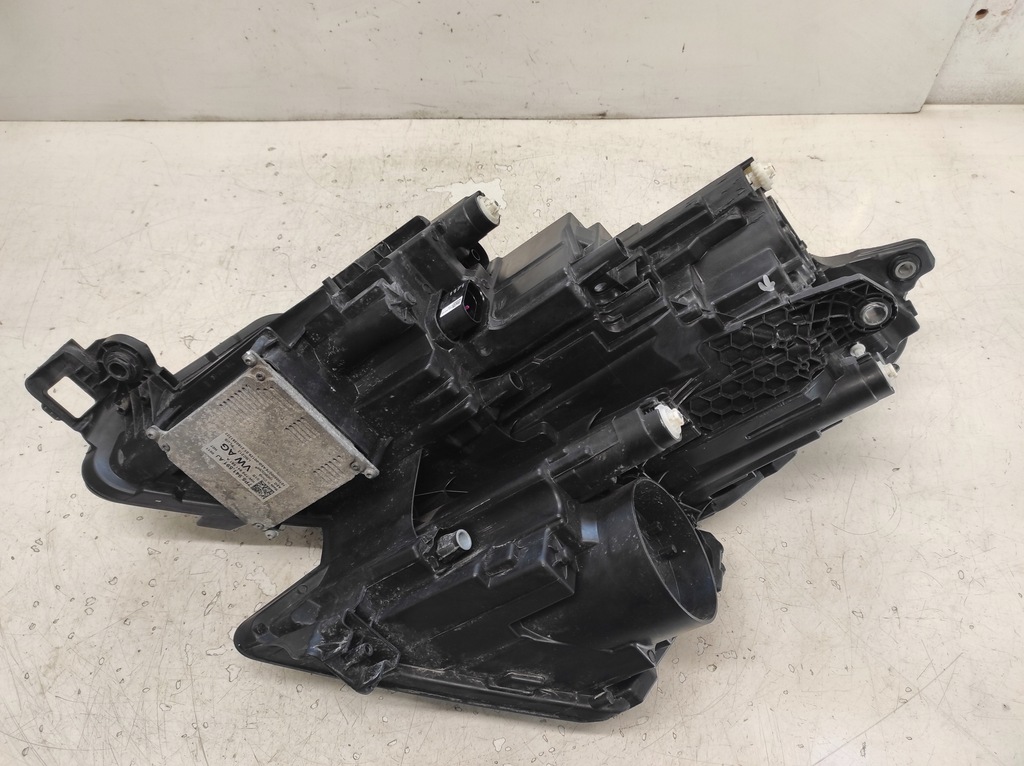 фото №8, Skoda kodiaq 16- лампа права перед 566941016h