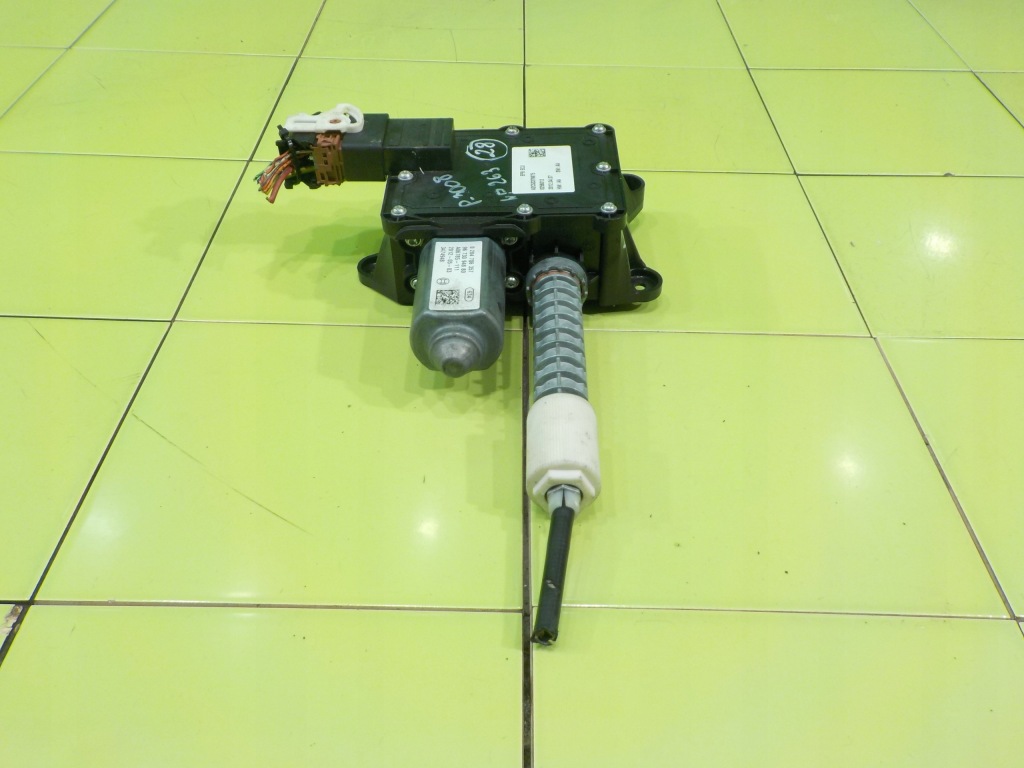 фото №5, Peugeot 3008 i 1.6 b 12r 5d тормоз электрический ручной 9673094880