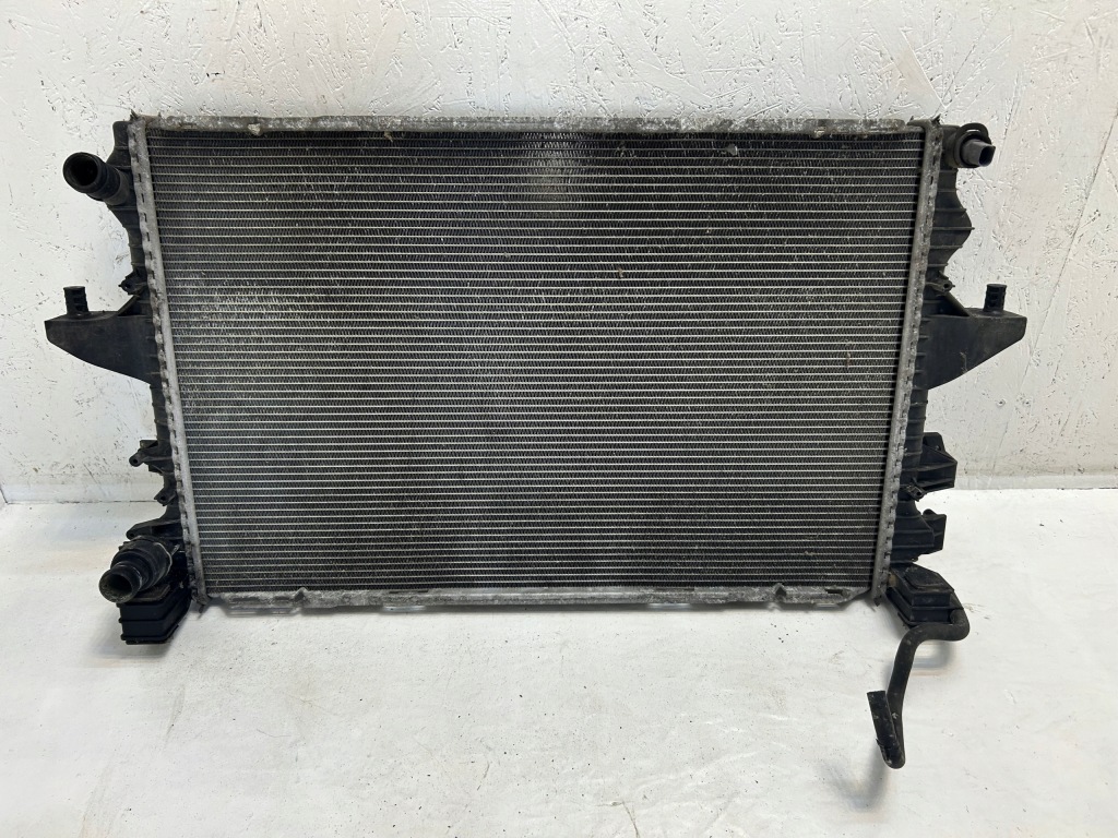 Купить Vw t5 радиатор воды 7h0121253j