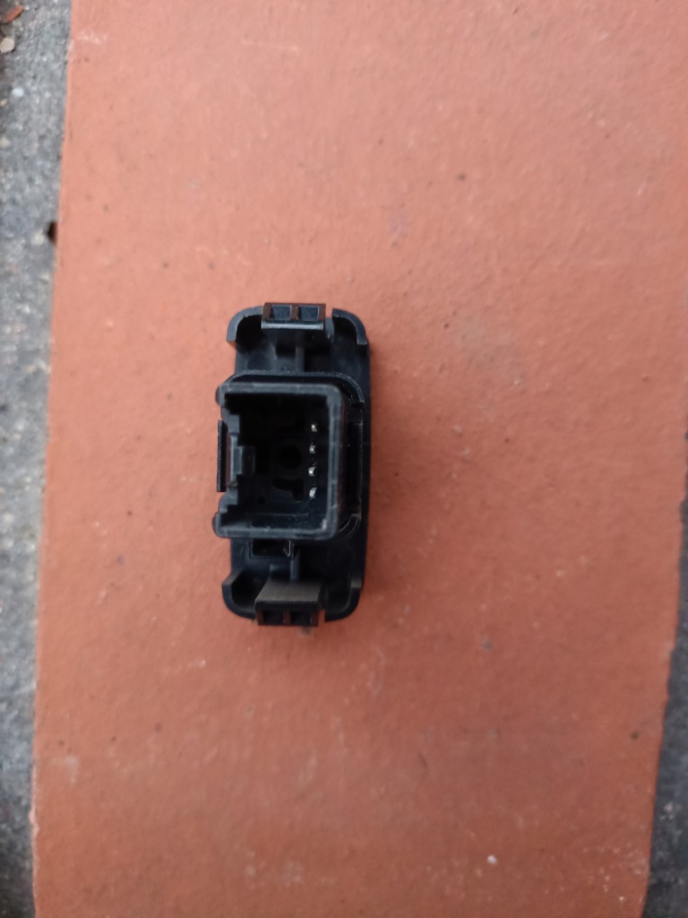 фото №2, Разъём port aux scania r вход