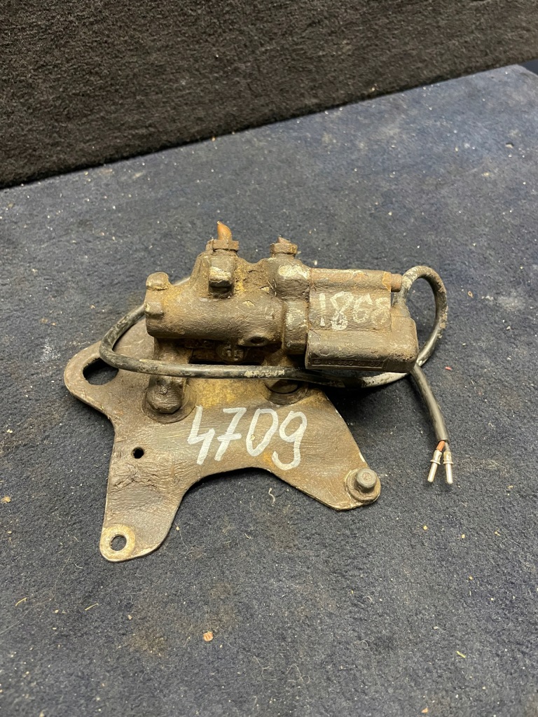 Купить Mercedes w124 w201 w126 клапан asd 1243505057