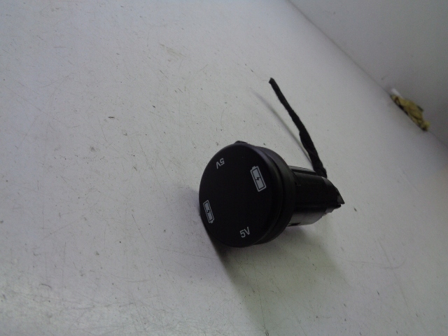 фото №1, Роз'єм port заряджання usb range rover sport l494