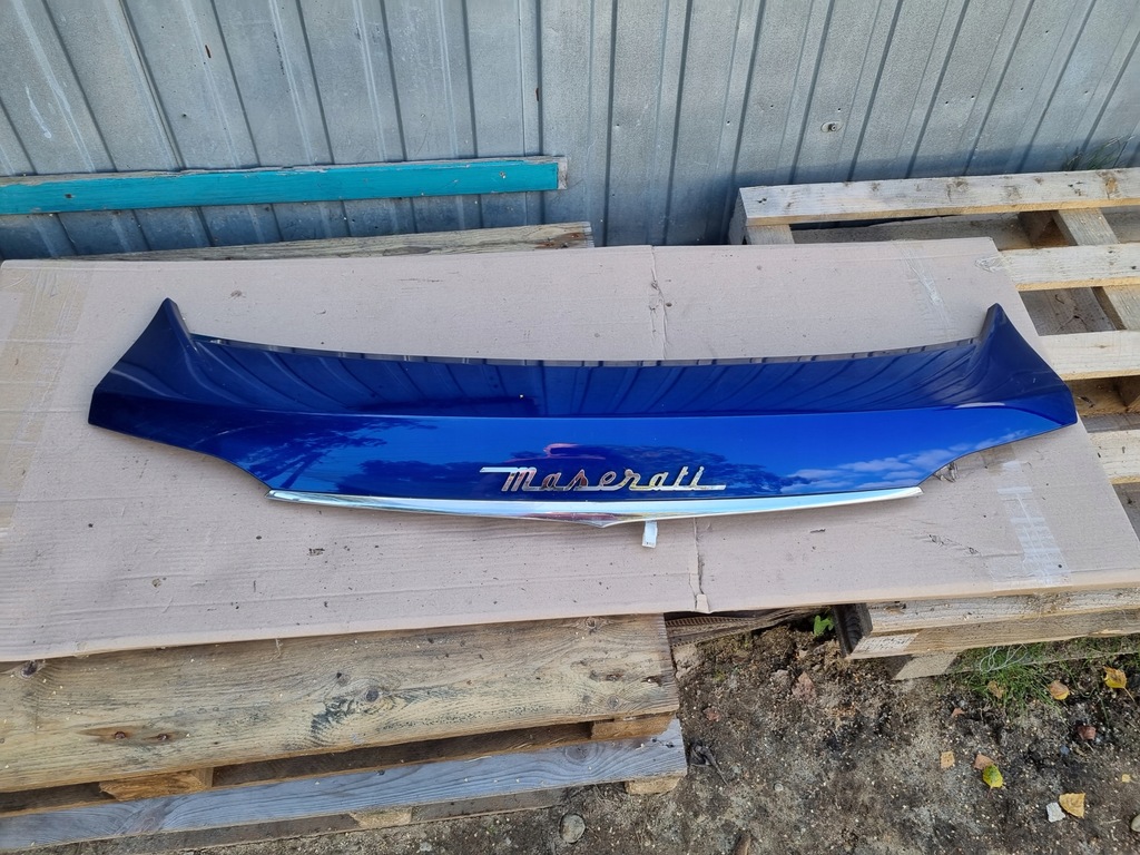 фото №1, Maserati levante накладка кришки задня задня молдинг