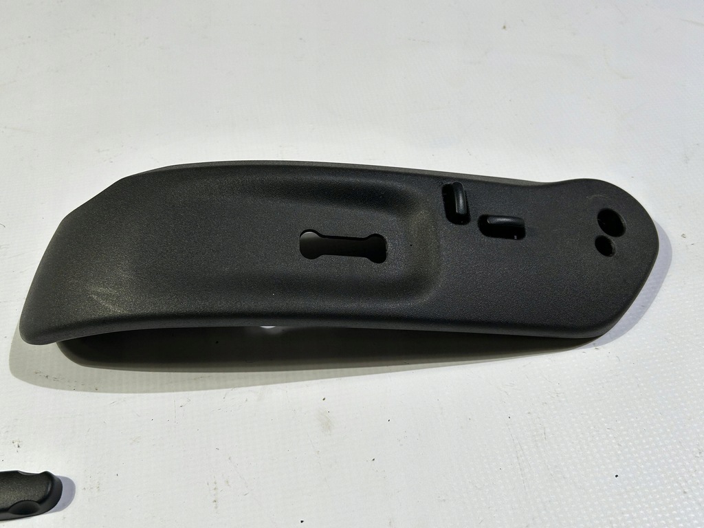 фото №7, Обшивка панель корпус сиденье правого пассажира chevrolet corvette c6 2005r-