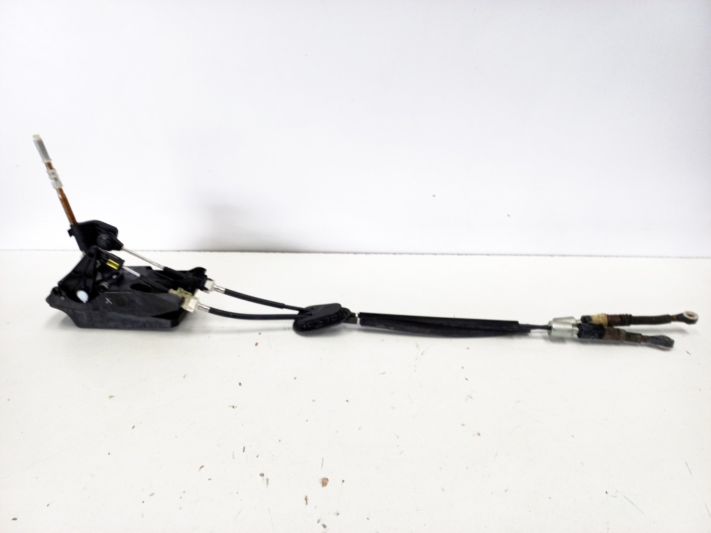 Купити Домкрат перемикання передач троси renault megane iv hb gt line