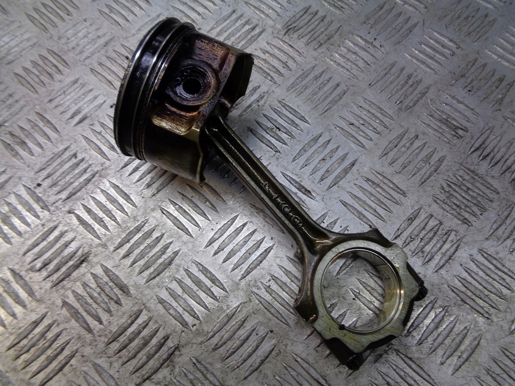 фото №1, Поршень с шатун nissan primera p12 2.0