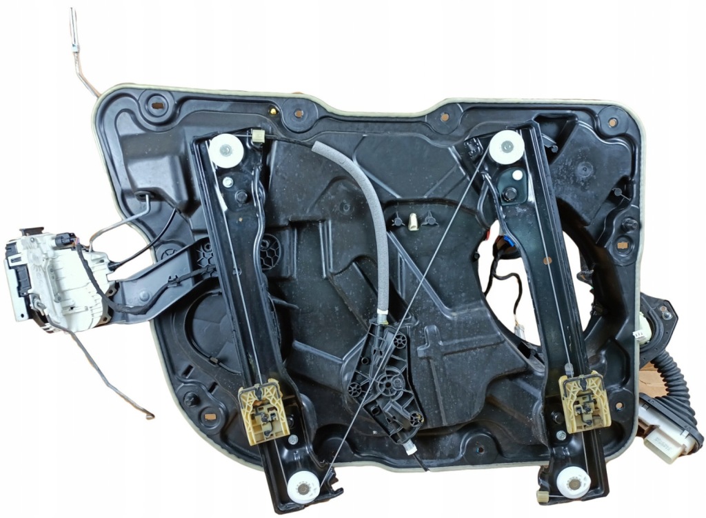 фото №2, Панель дверь передних r dodge durango 04589598aj