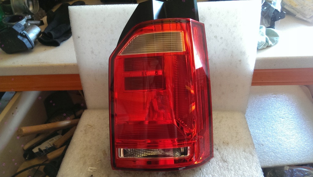 фото №1, Лампа pr задняя vw multivan transporter t6 7e0945096r