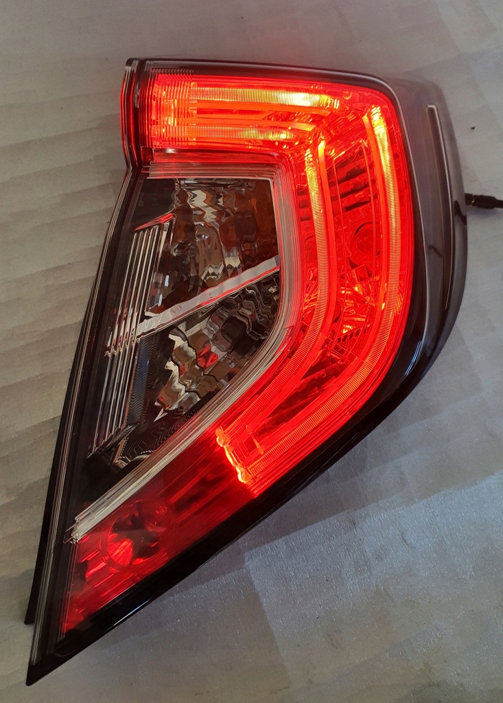фото №11, Лампа задняя правая honda civic sedan x 2017 led
